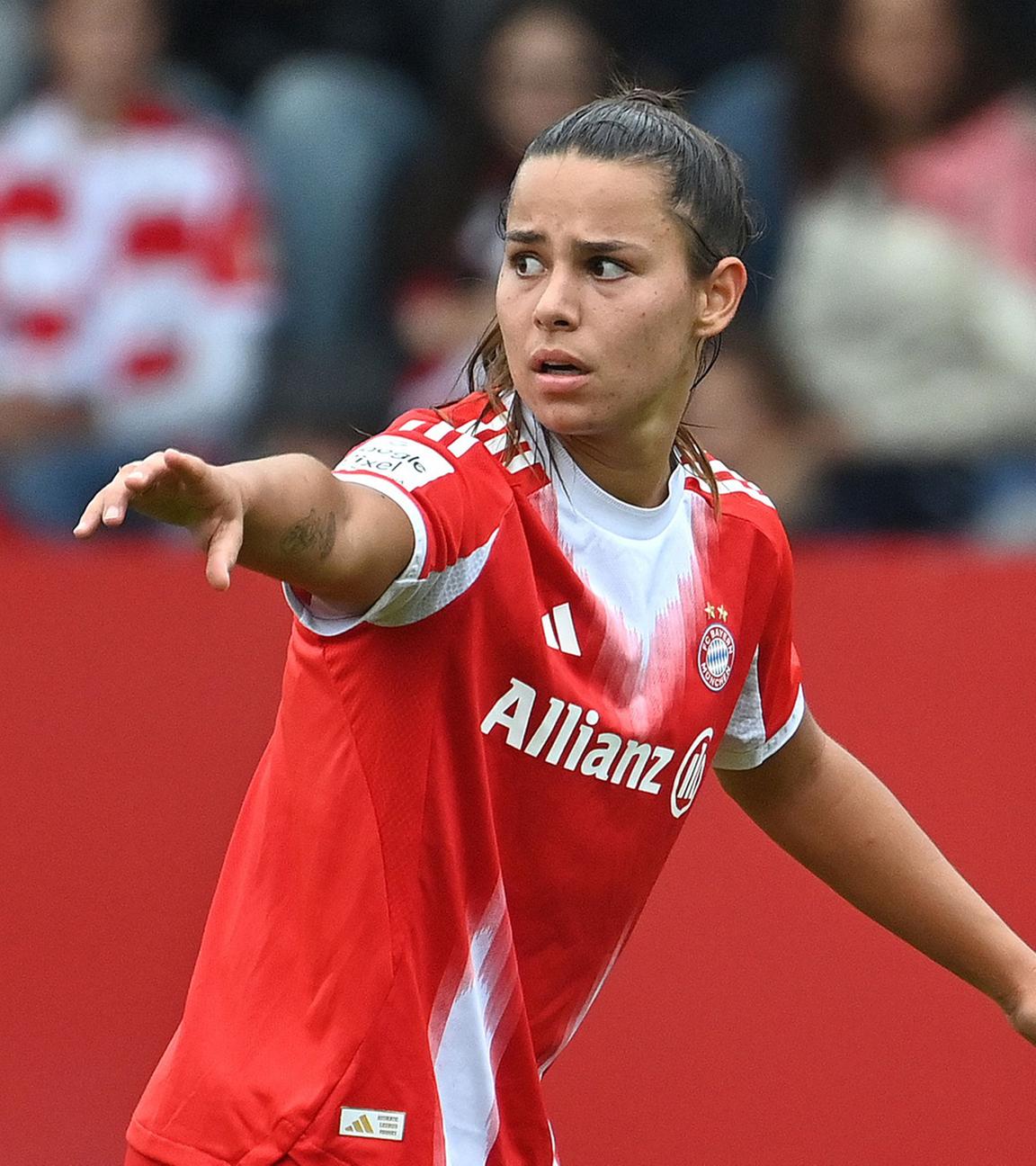 Fußballspielerin Lena Oberdorf vom FC Bayern München am21.08.2025-