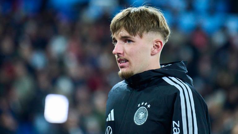 Fußballer Lennart Karl im Freundschaftsspiel zwischen Deutschland und der Schweiz am 27.03.2026 in Basel, Schweiz.