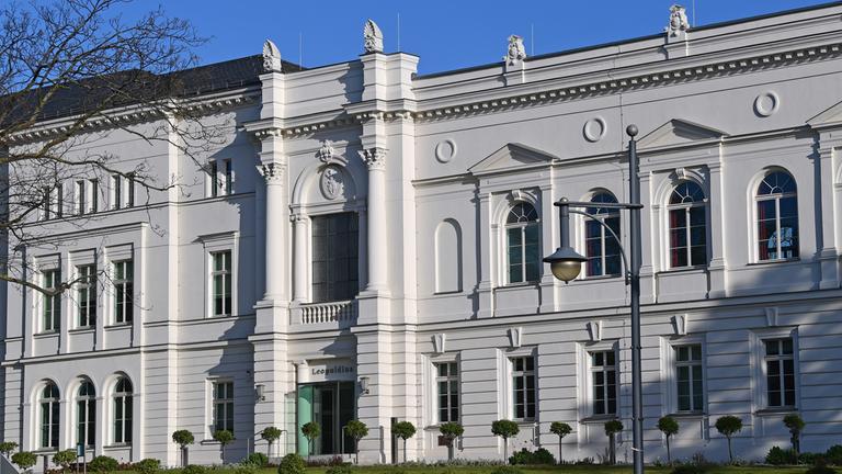  Blick auf den Sitz der Nationalen Akademie der Wissenschaften Leopoldina in Halle/Saale.