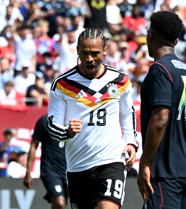 Der deutsche Nationalspieler Leroy Sané jubelt nach seinem Treffer zum 1:2 im WM-Vorbereitungsspiel gegen die USA