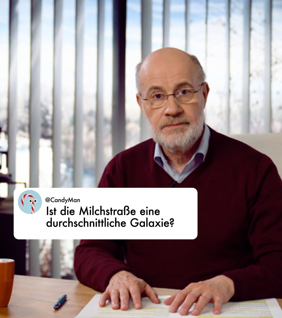 Harald Lesch im Studio mit User-Kommentar im Bild "Ist die Milchstraße eine durchschnittliche Galaxie?"
