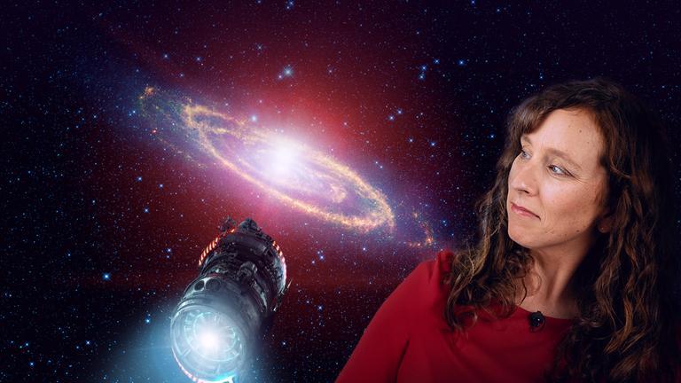 Suzanna Randall blickt auf einen Andromeda Nebel