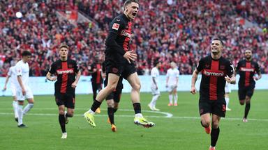 Torjubel zum 3:0 durch Florian Wirtz.