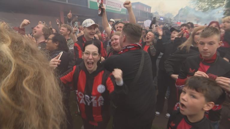 Leverkusen feiert Meisterschaft