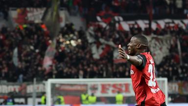 Champions League, Bayer Leverkusen - Inter Mailand: Nordi Mukiele jubelt über seinen Siegtreffer zum 1:0.