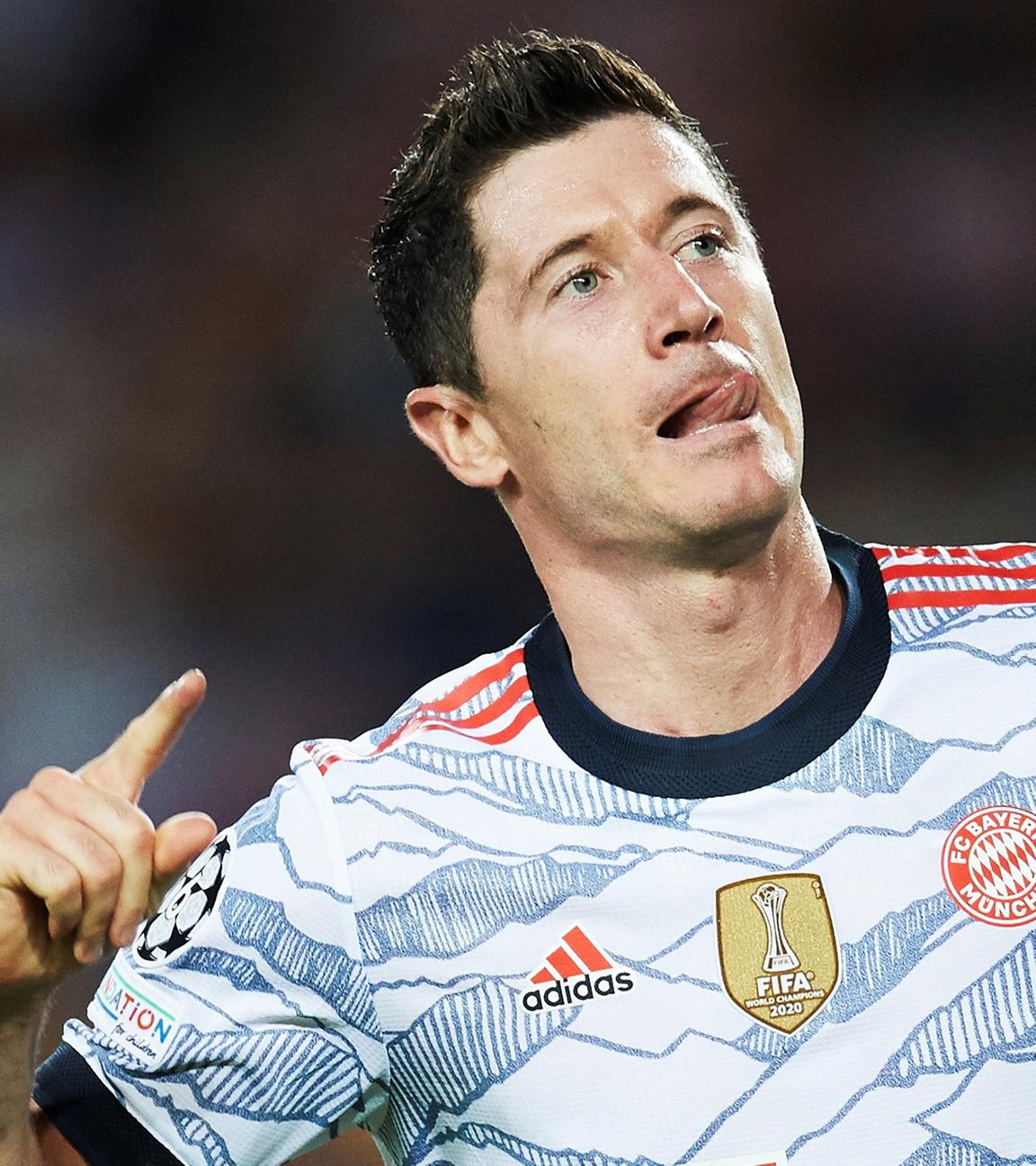 Robert Lewandowski jubelt