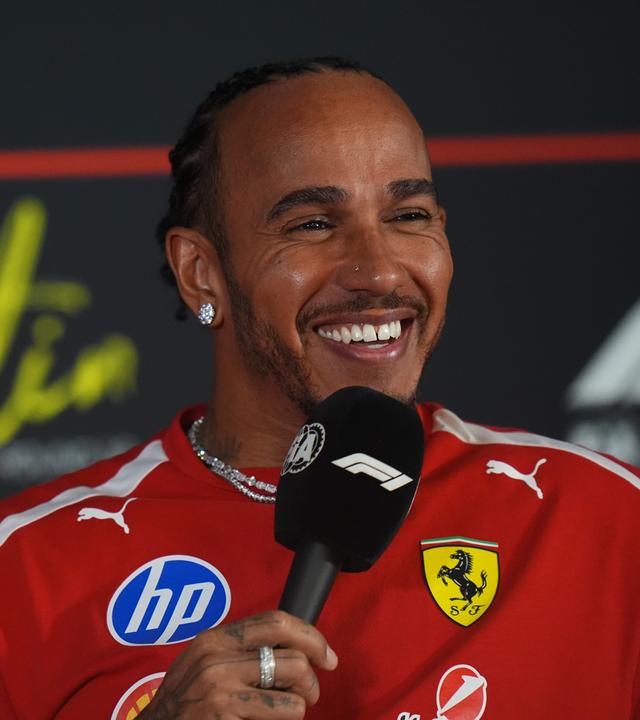 Lewis Hamilton bei einer Pressekonferenz während des Großen Preises der USA-