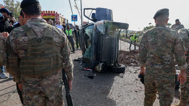 Israelischer Angriff trifft Auto im Süden Beiruts noch vor Inkrafttreten der Waffenruhe