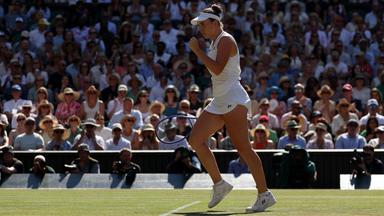 Noskova triumphiert in Wimbledon