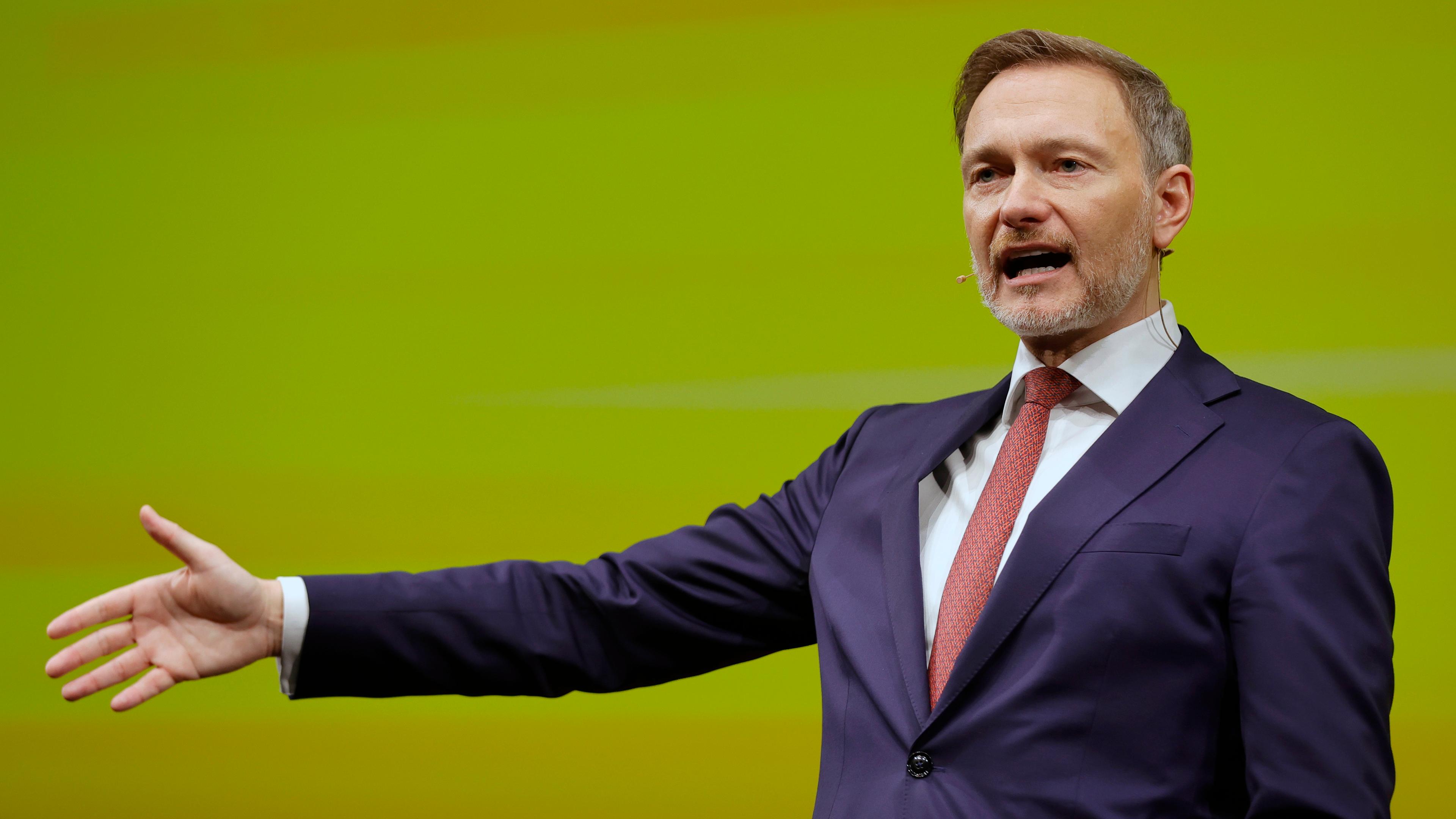 Lindner spricht bei einer Rede