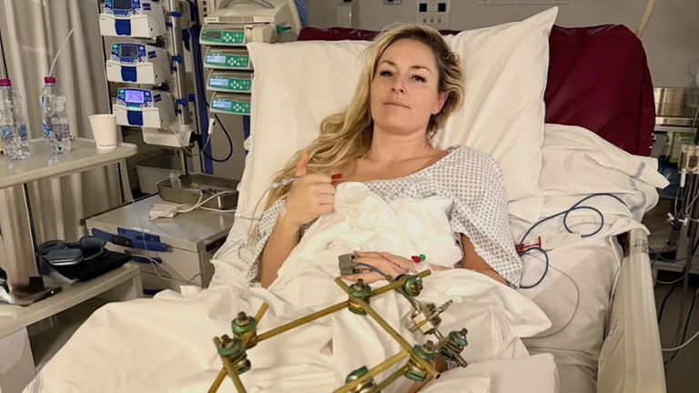 Lindsey Vonn liegt nach der zweiten OP im Krankenhaus in Treviso