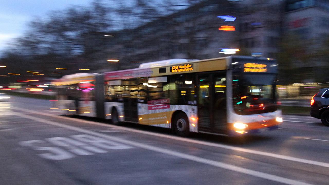 15-year-old steals public bus and drives to Karlsruhe
