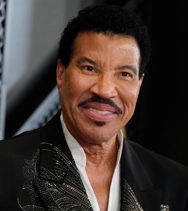 Porträtaufnahme von Lionel Richie. 