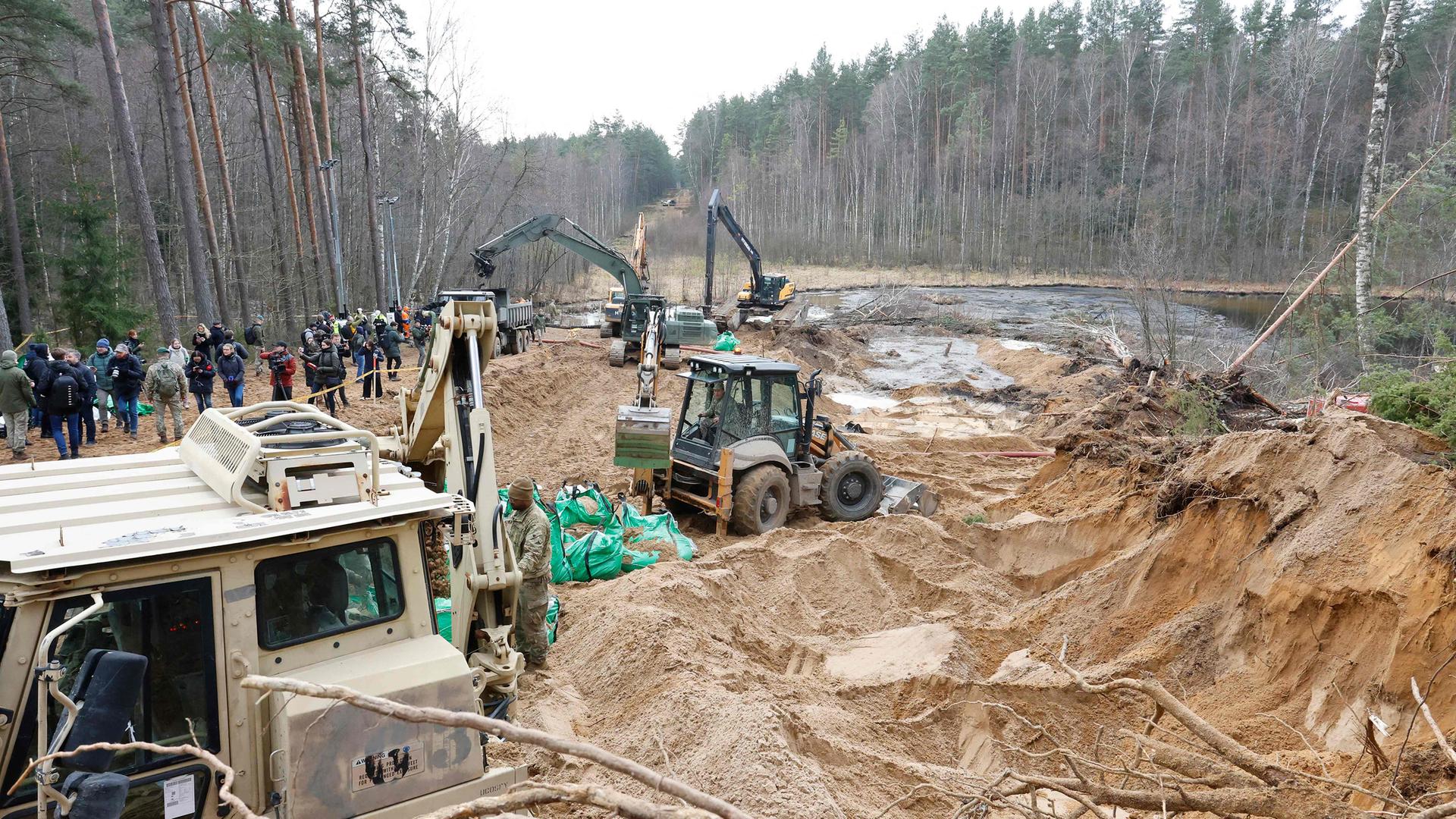 Suche nach versunkenem Panzer bei Pabrade, Litauen