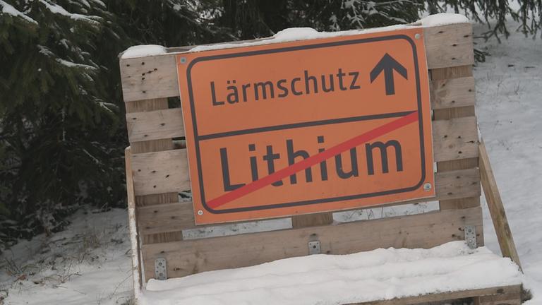 Protestschild gegen Lithiumabbau im Erzgebirge