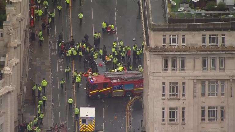 Liverpool: Auto fährt in Menschenmenge