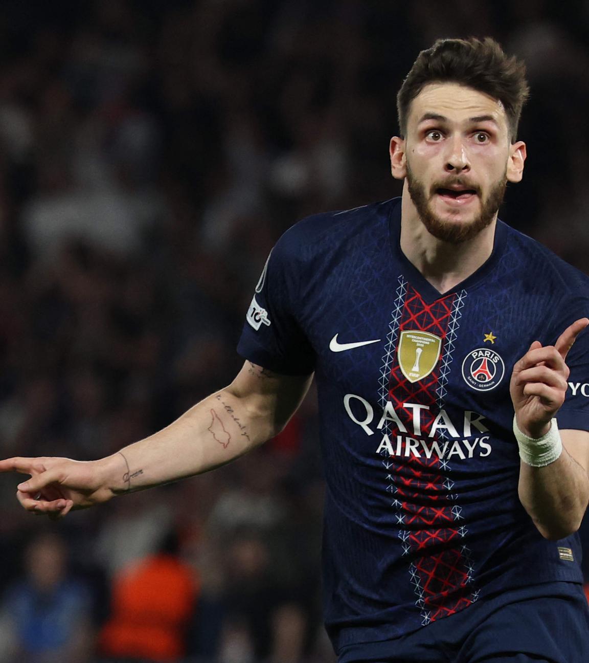 Chwitscha Kwarazchelia feiert sein Tor