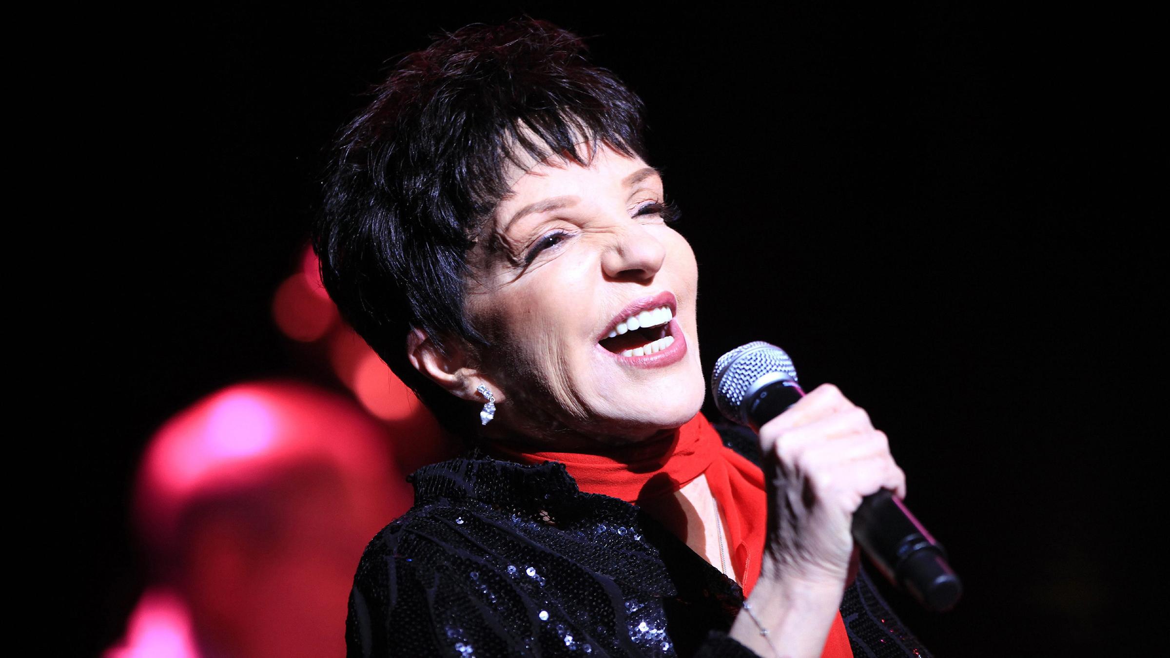 Die US-Sängerin Liza Minnelli tritt im National Theater in Santo Domingo auf.