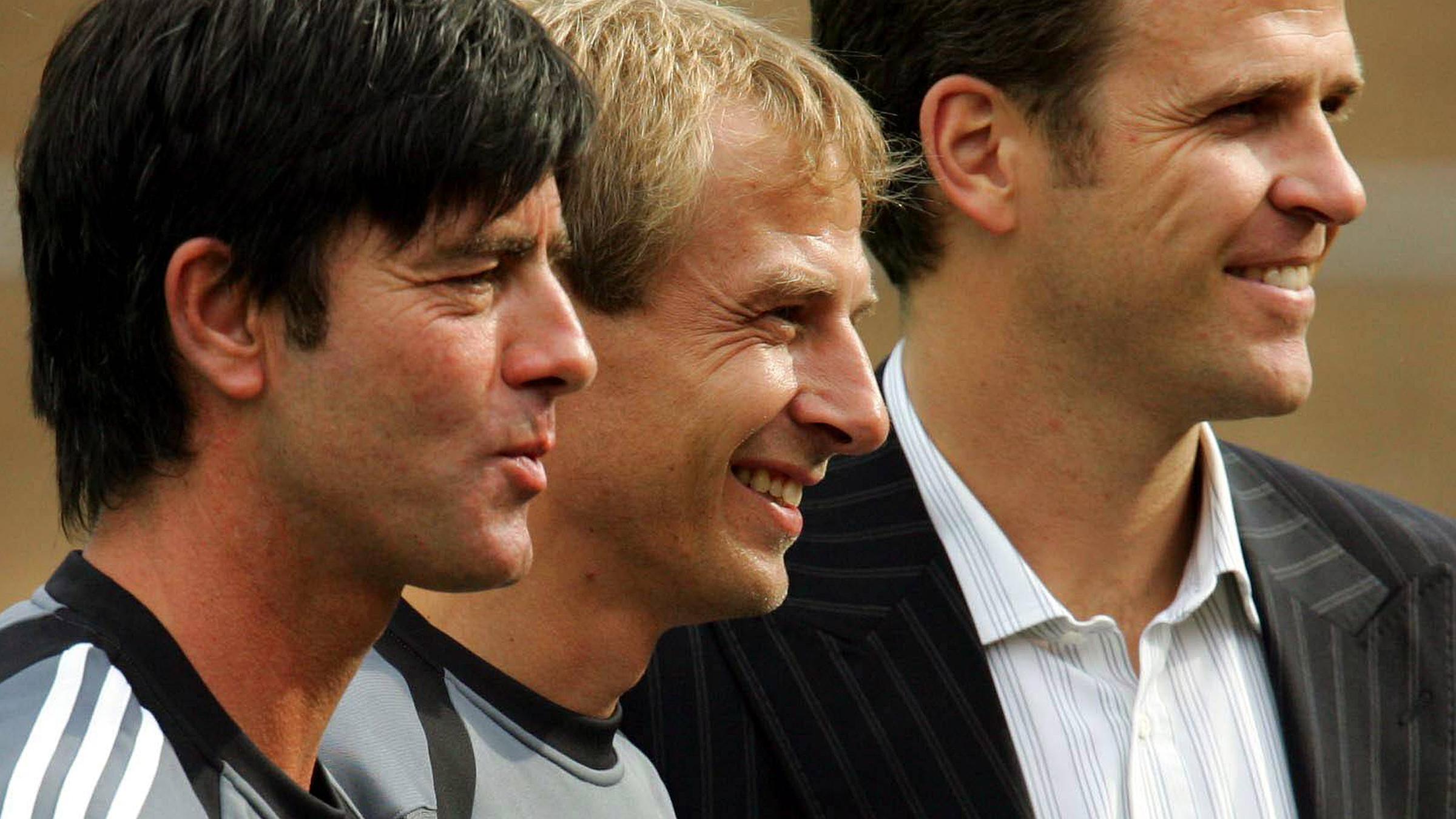 Joachim Löw am 16.08.2004