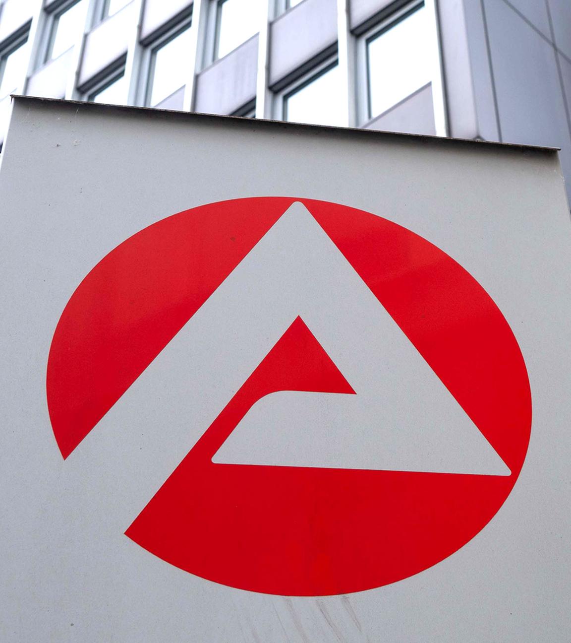 Aussenansicht der Agentur fuer Arbeit in Gelsenkirchen, Vattmannstrasse,