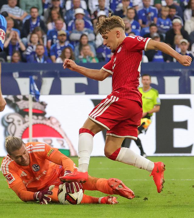 Loris Karius und Lennart Karl am 05.09.26