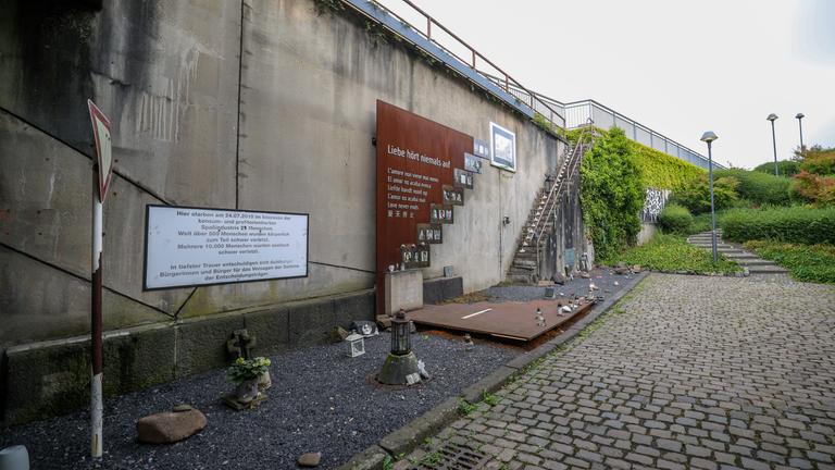 Eine Gedenkstätte am Ort der Massenpanik