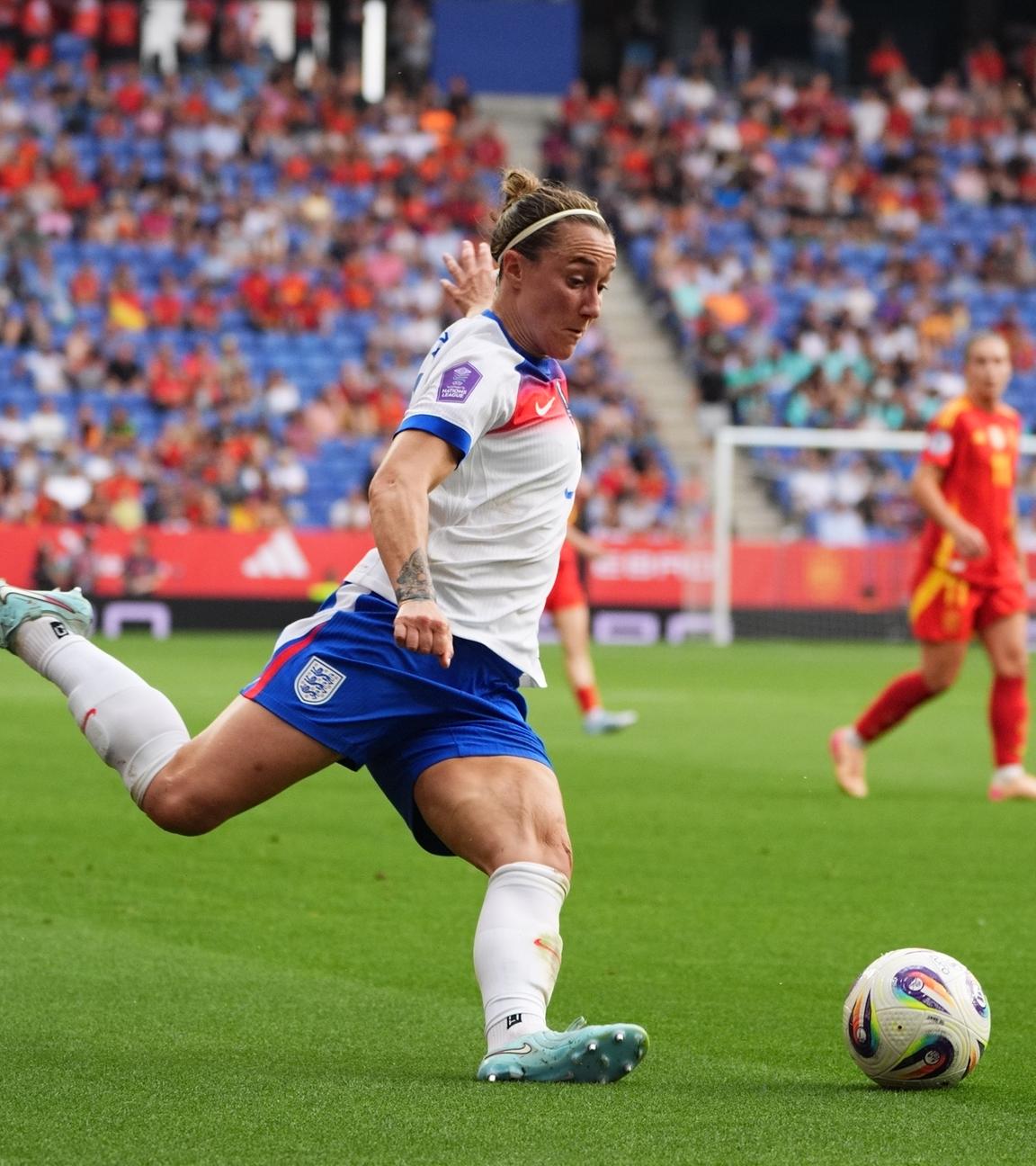 Lucy Bronze