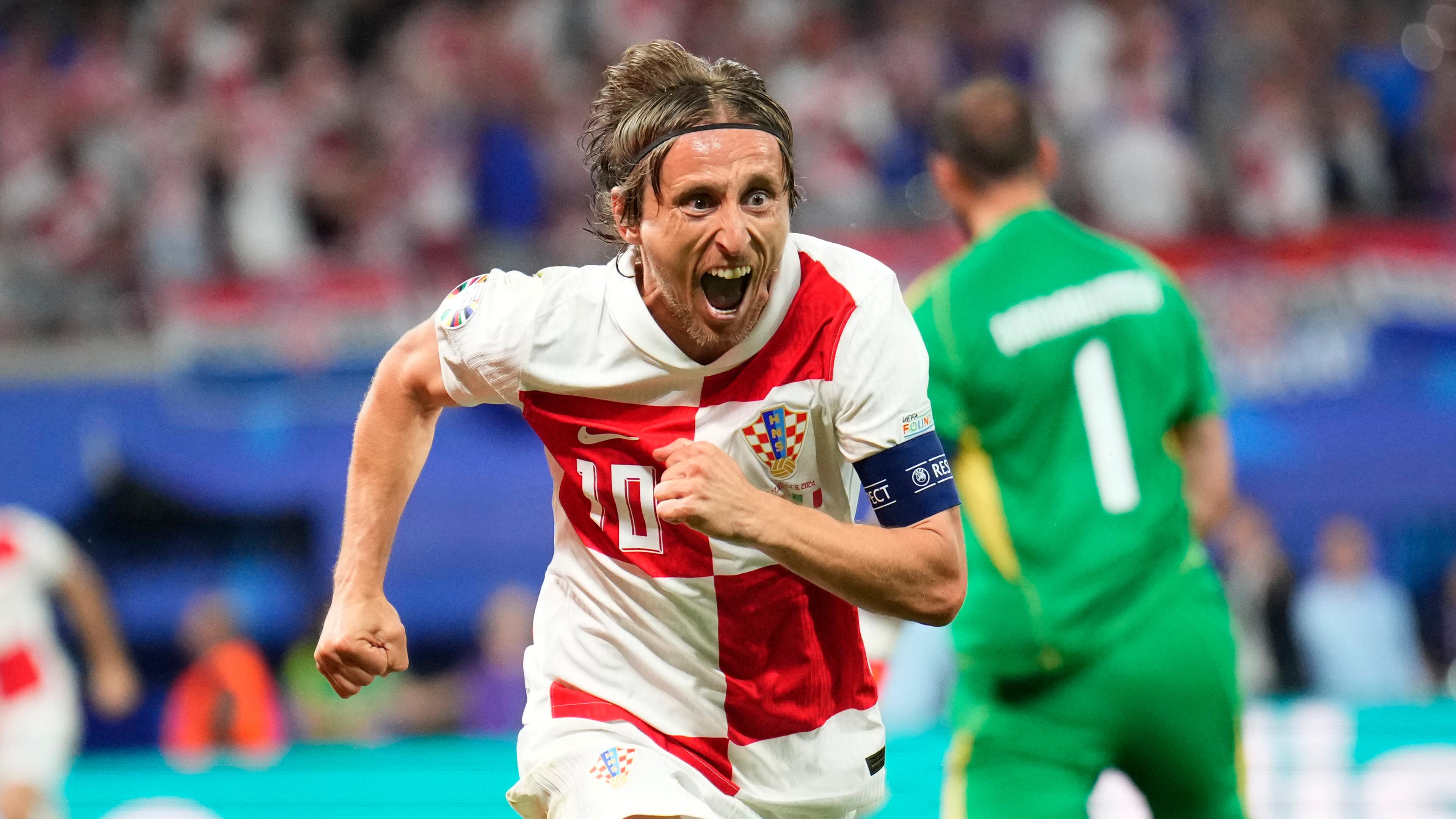 Kroatiens Luka Modric jubelt nach seinem Treffer am 24.06.2024.
