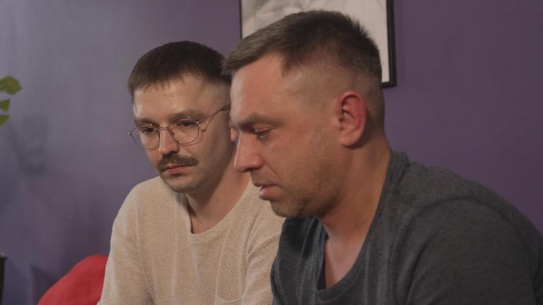 Das queere Paar Łukasz (44) und Andrzej (35) aus Polen.