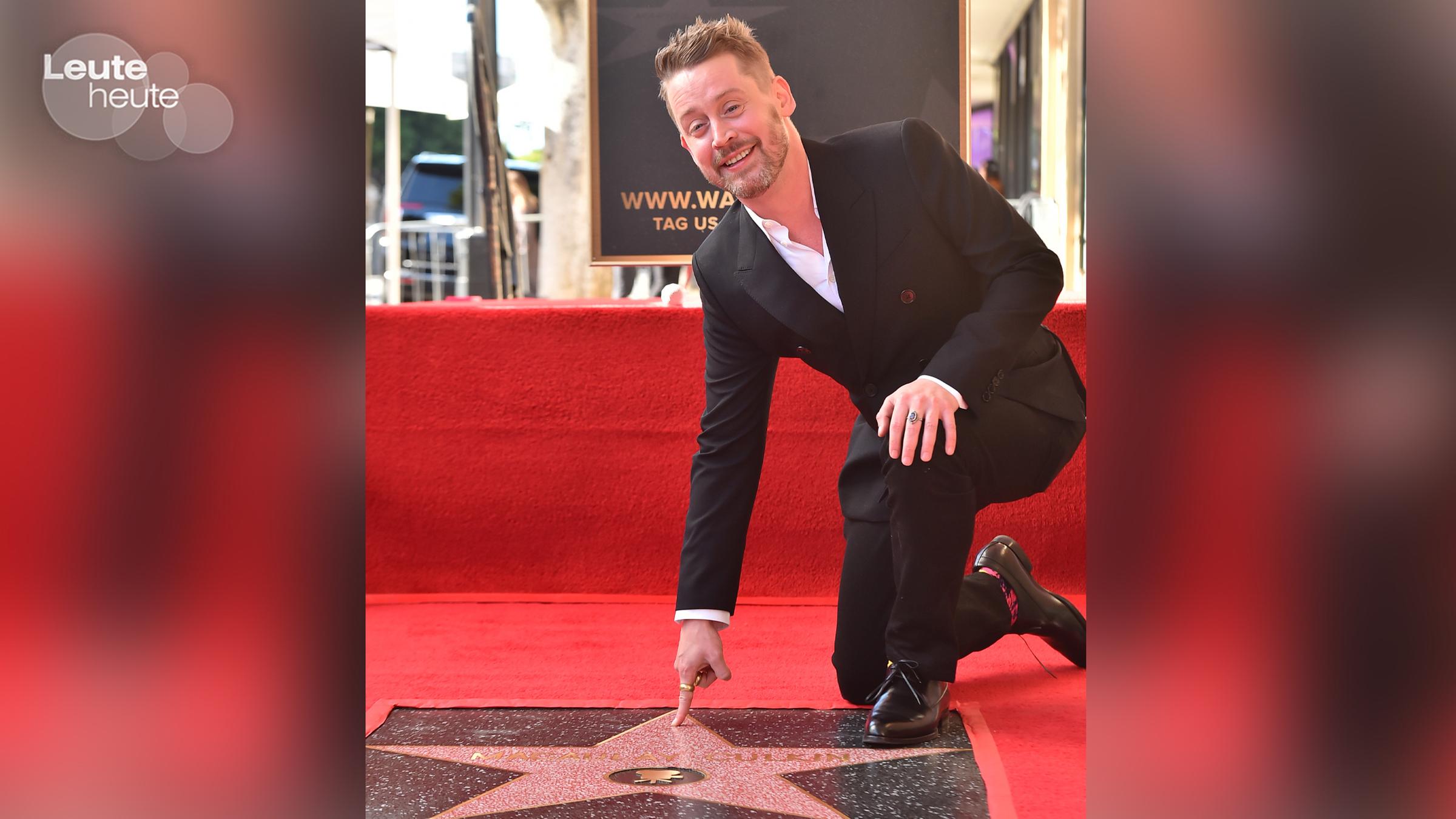 Macaulay Culkin nimmt an einer Zeremonie teil, bei der er mit einem Stern auf dem Hollywood Walk of Fame geehrt wird, am Freitag, 01.12.2023, in Los Angeles.