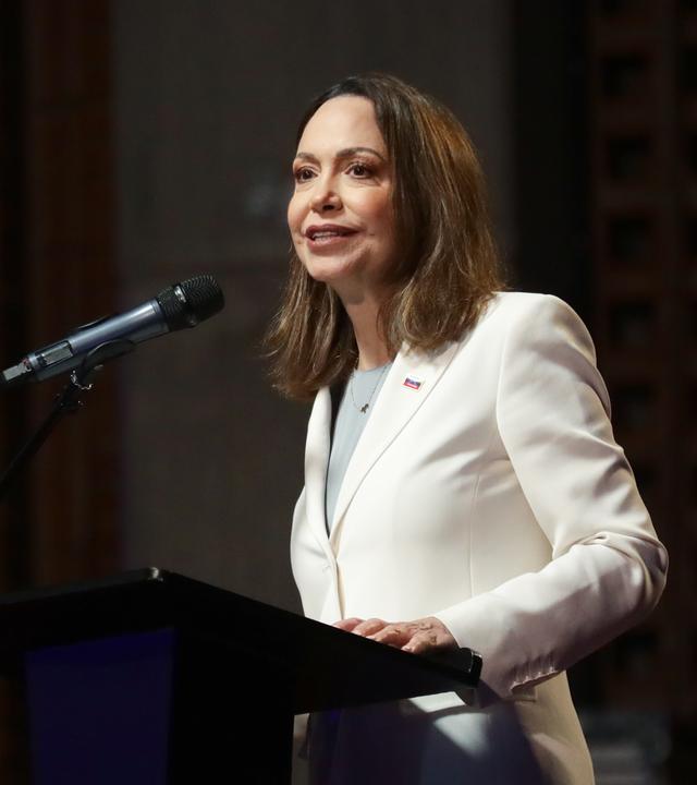 Die venezolanische Oppositionsführerin und Friedensnobelpreisträgerin Maria Corina Machado spricht während einer Pressekonferenz an der Katholischen Universität Andrés Bello (UCAB) in Caracas, Venezuela, am 29. Oktober 2026.