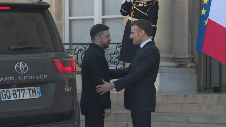 Macron und Selenskji - Koalition der Willigen