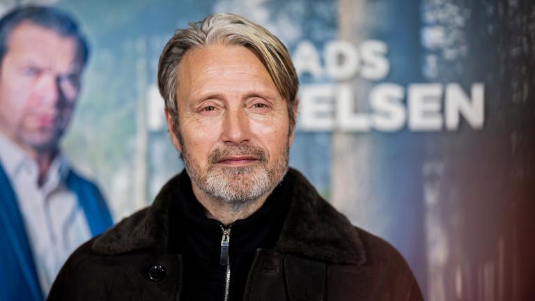 Mads Mikkelsen bei der Premiere des Kinofilms "Therapie für Wikinger" im Delphi-Filmpalast, Berlin, am 17.12.2025.
