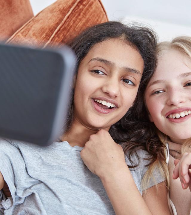 Mädchen machen Selfie