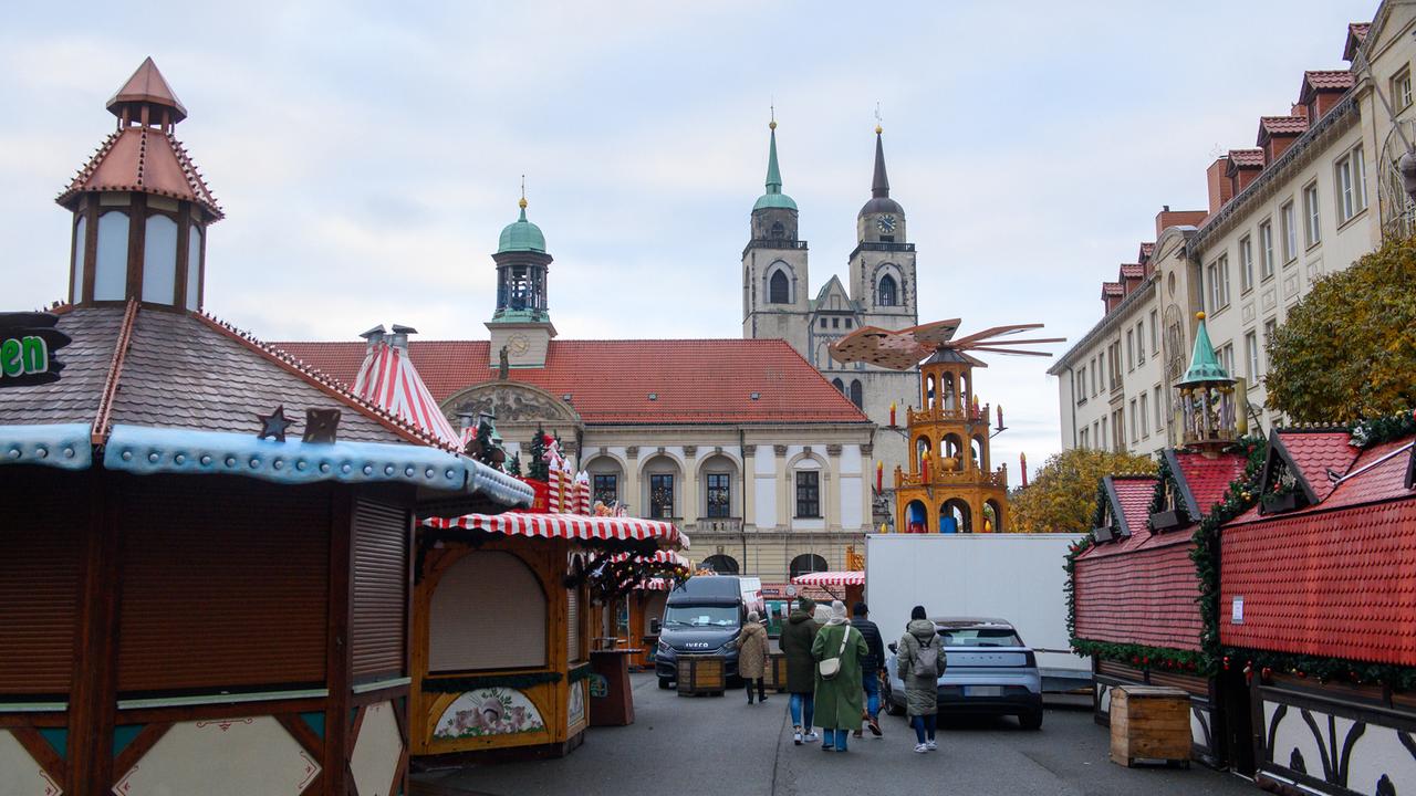Magdeburger Weihnachtsmarkt auf der Kippe - Sicherheitsbedenken