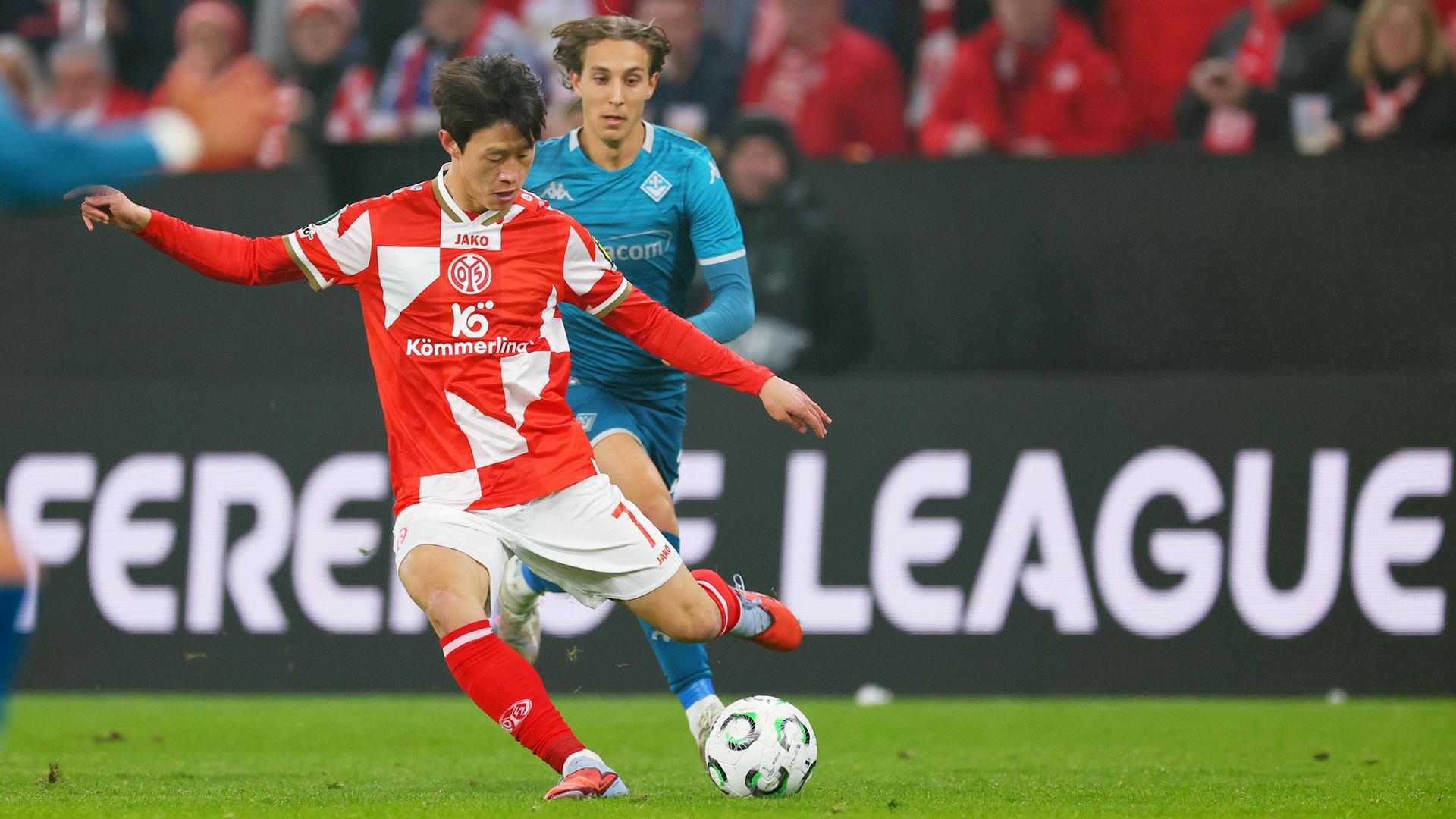 Mainzer Jae Sung Lee trifft gegen Florenz zum Sieg