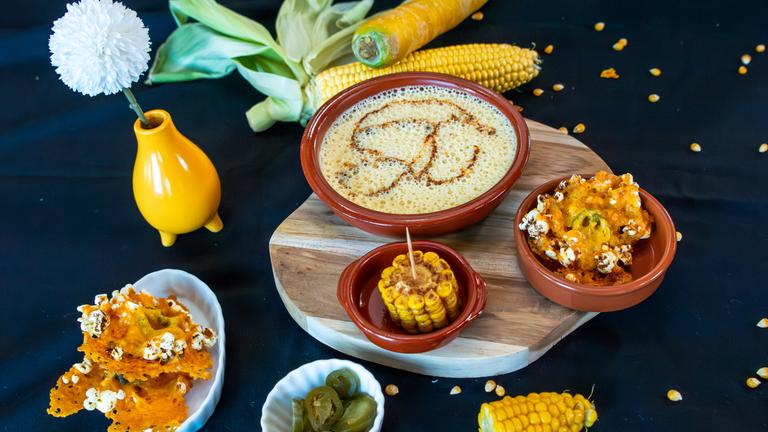 Maiscremesuppe mit Cheddar-Popcorn