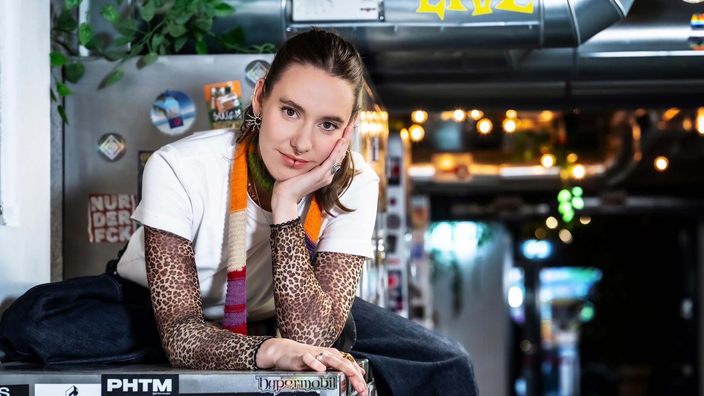 Malou Lovis möchte Deutschland beim ESC 2026 vertreten.