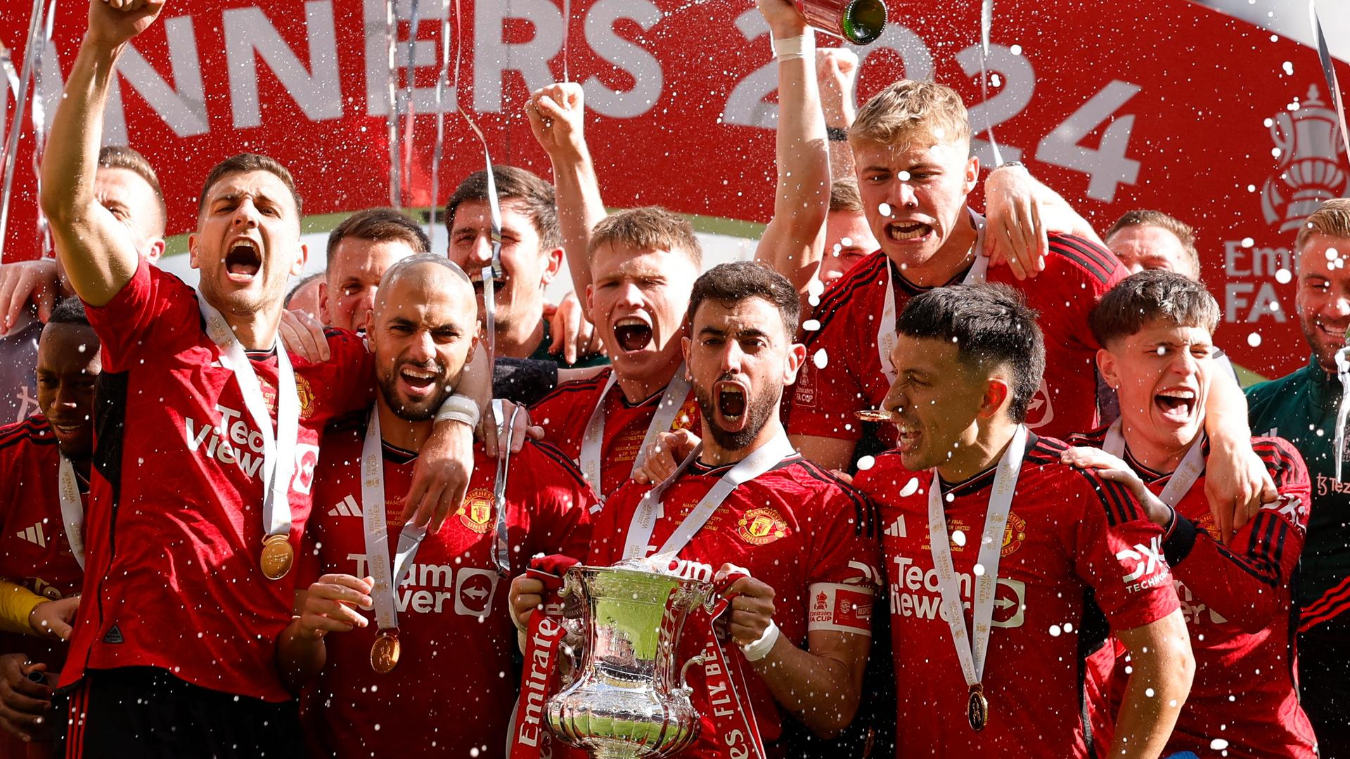 Manchester United gewinnt den FA Cup gegen Stadtrivalen Manchester City