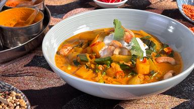 Samtiges Mangold-Linsen-Curry
