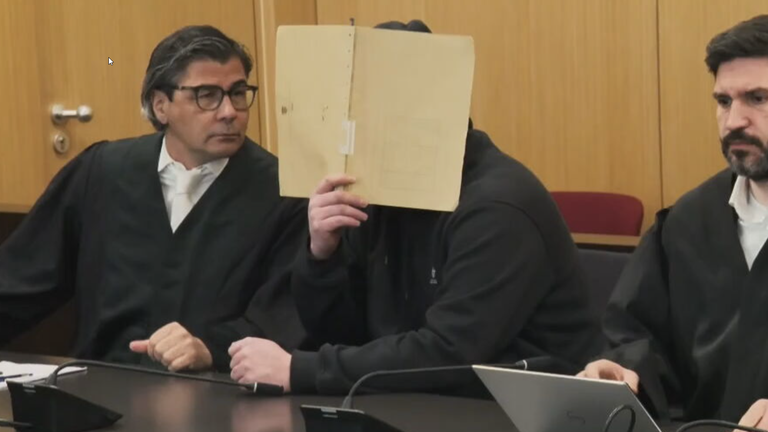 Urteil: Mann erwürgt Ehefrau