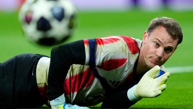 Sollte Manuel Neuer bei der WM im Tor stehen?