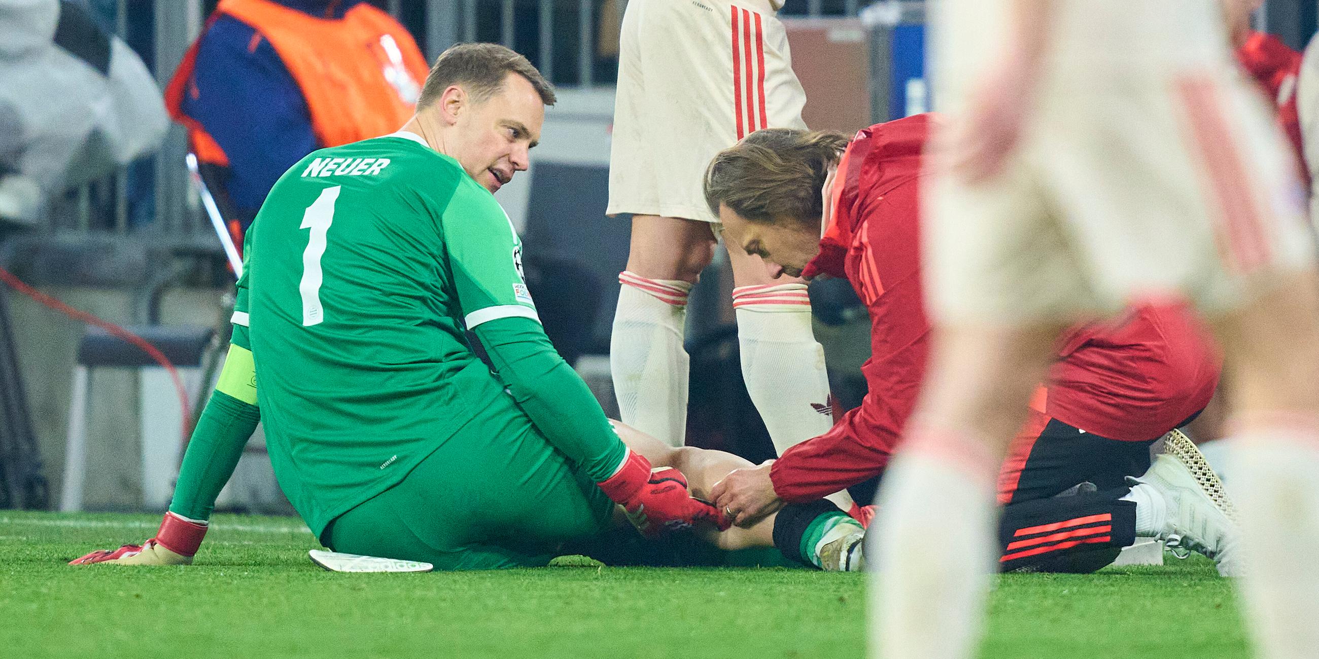 Bayern-Torwart Manuel Neuer musste angeschlagen raus