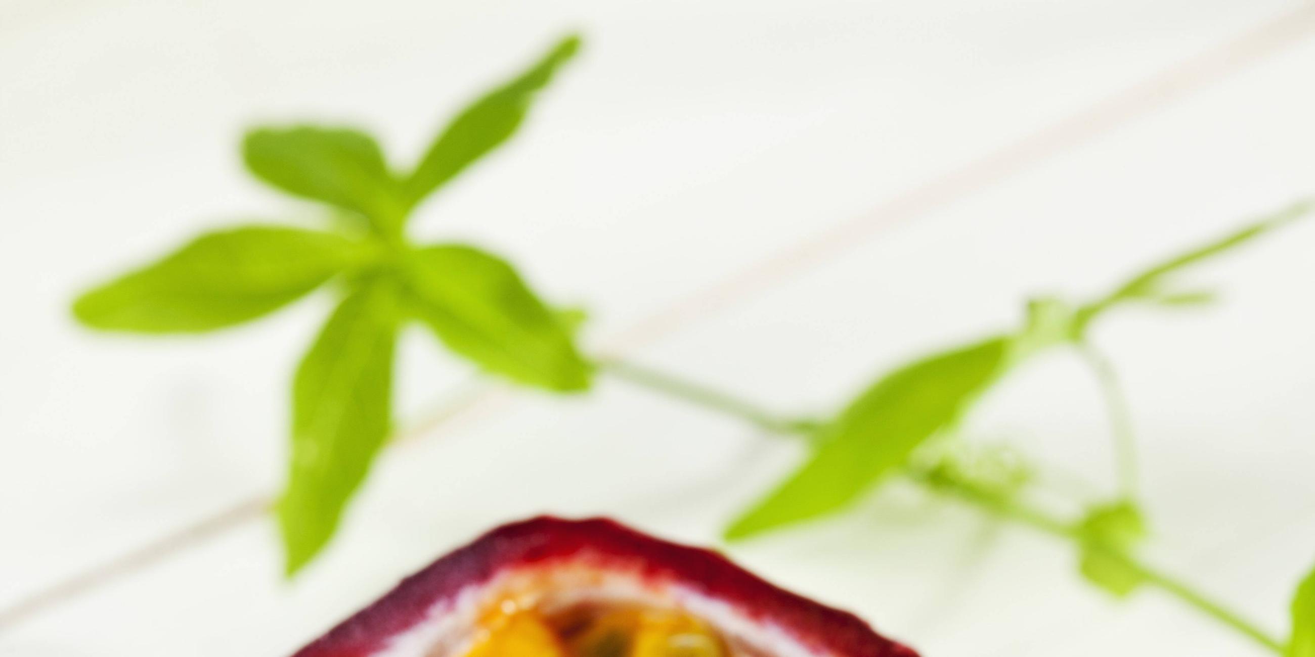 Aufgeschnittene Passionsfrucht