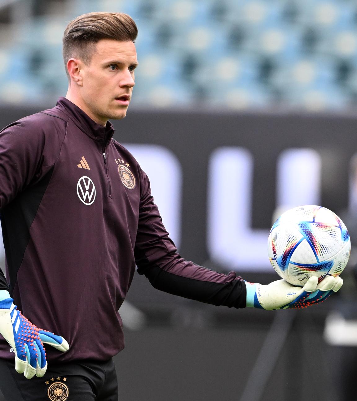 Deutschlands Torwart Marc-Andre ter Stegen in Aktion während des Abschlusstrainings vor dem Spiel gegen Mexiko am 16.10.23.