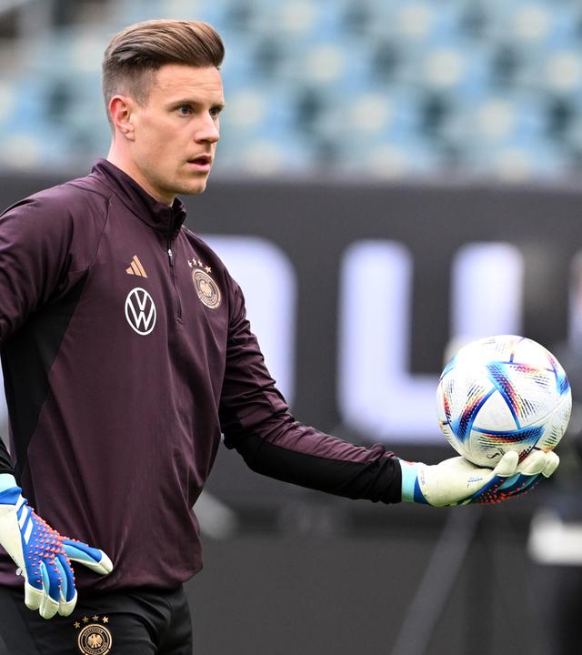 Deutschlands Torwart Marc-Andre ter Stegen in Aktion während des Abschlusstrainings vor dem Spiel gegen Mexiko am 16.10.23.