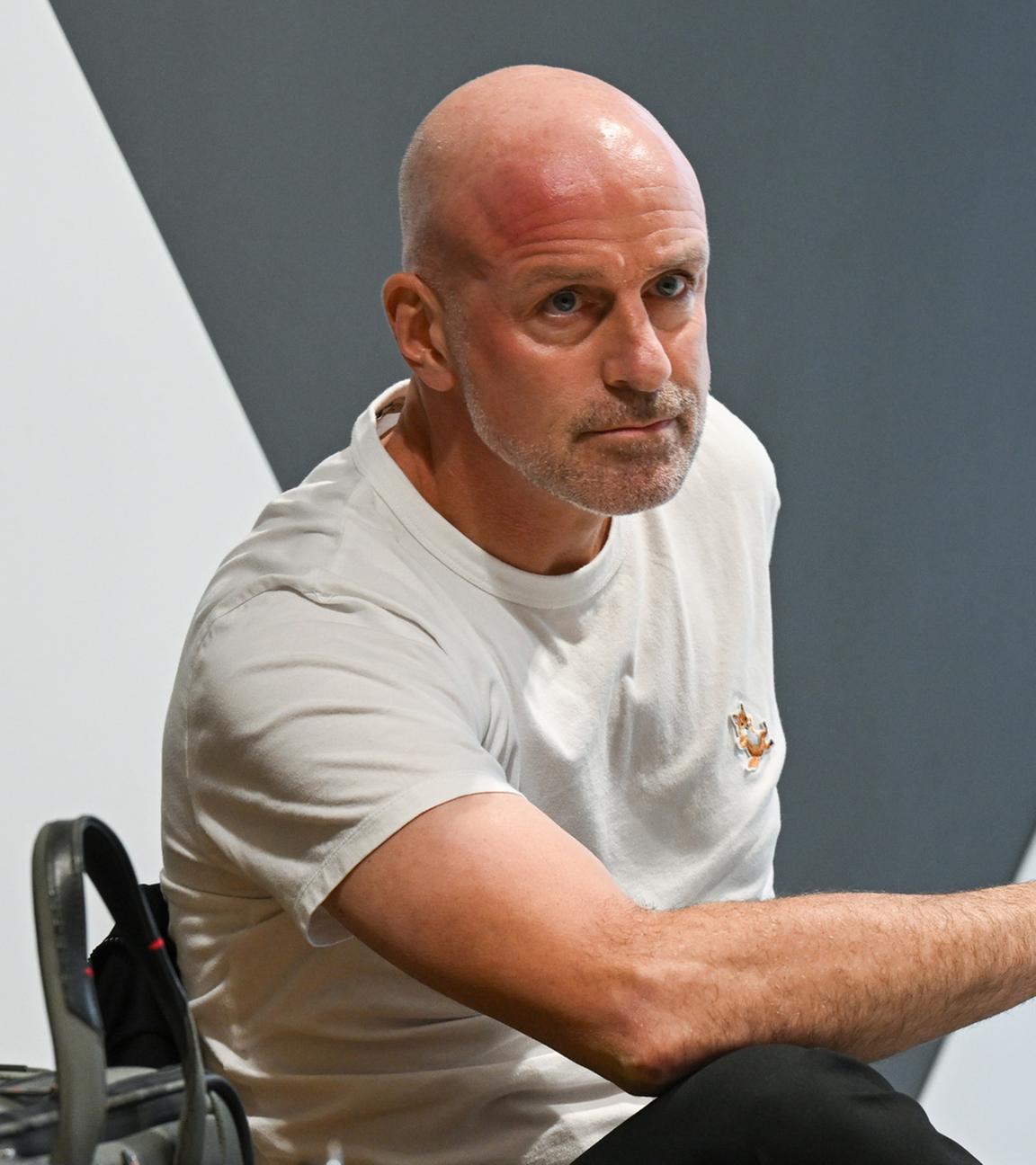 Marco Antwerpen (r) und Frank Döpper, ehemalige Trainer des Drittligisten VfL Osnabrück.