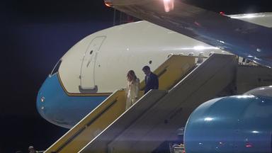US-Außenminister Marco Rubio trifft mit seiner Frau Jeanette auf dem Flughafen Malmö-Sturup ein, vor einem Treffen der NATO-Außenminister. 