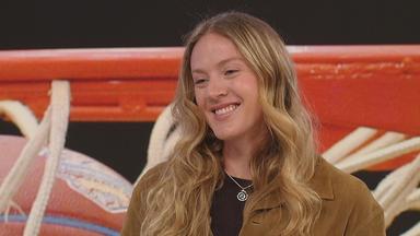 Die deutsche Basketballspielerin Marie Gülich zu Gast im ZDF-Mittagsmagazin.