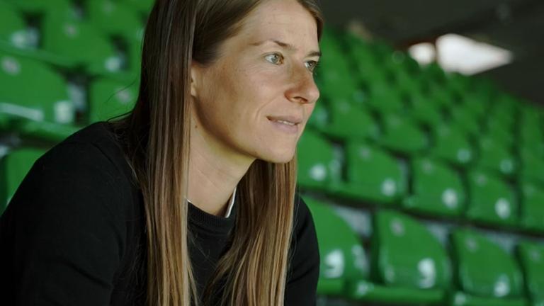 Fußball-Trainerin Marie-Louise Eta